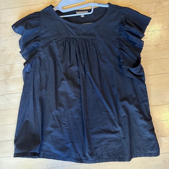 Lilla .P Black flutter sleeve top,Med CB2295 - Picture 2 of 6